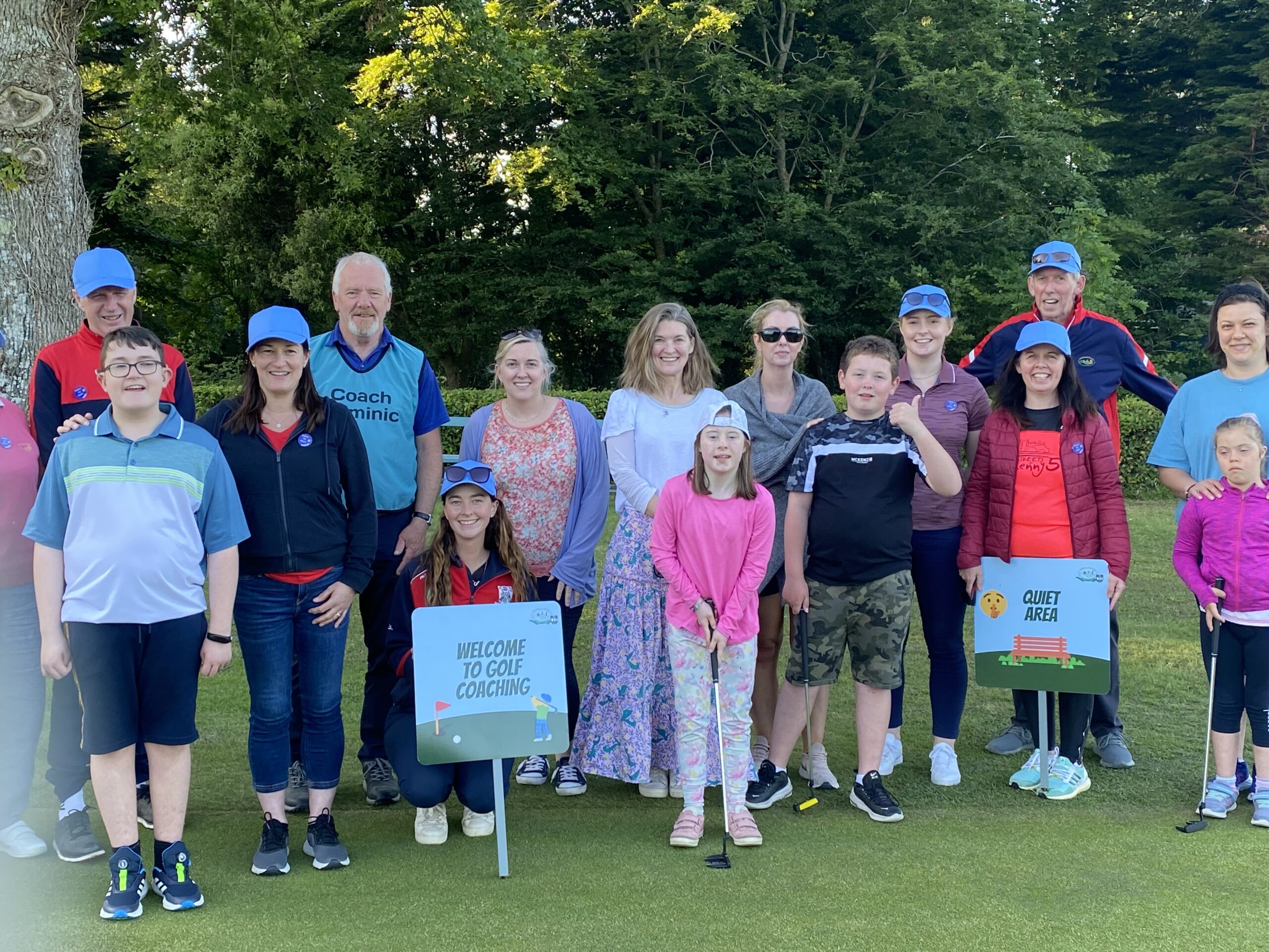 Group-picture-first-coaching-session-All-ability-Golf-2nd-June-2023